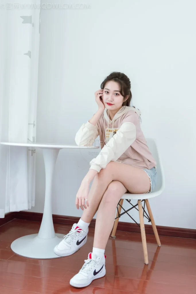 物恋传媒 NO.1042 小敏-迷失过往 [148P-1V-3.3GB]-图屿X